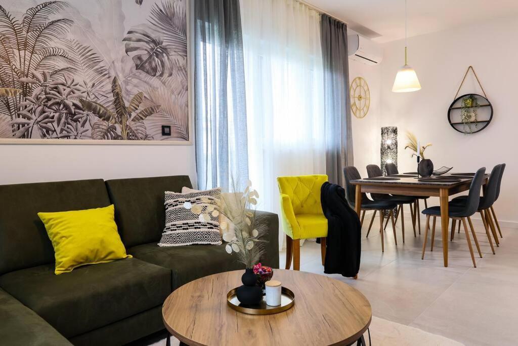 Grgic Apartments - Lux Apt2 - Free Parking Zagreb Buitenkant foto