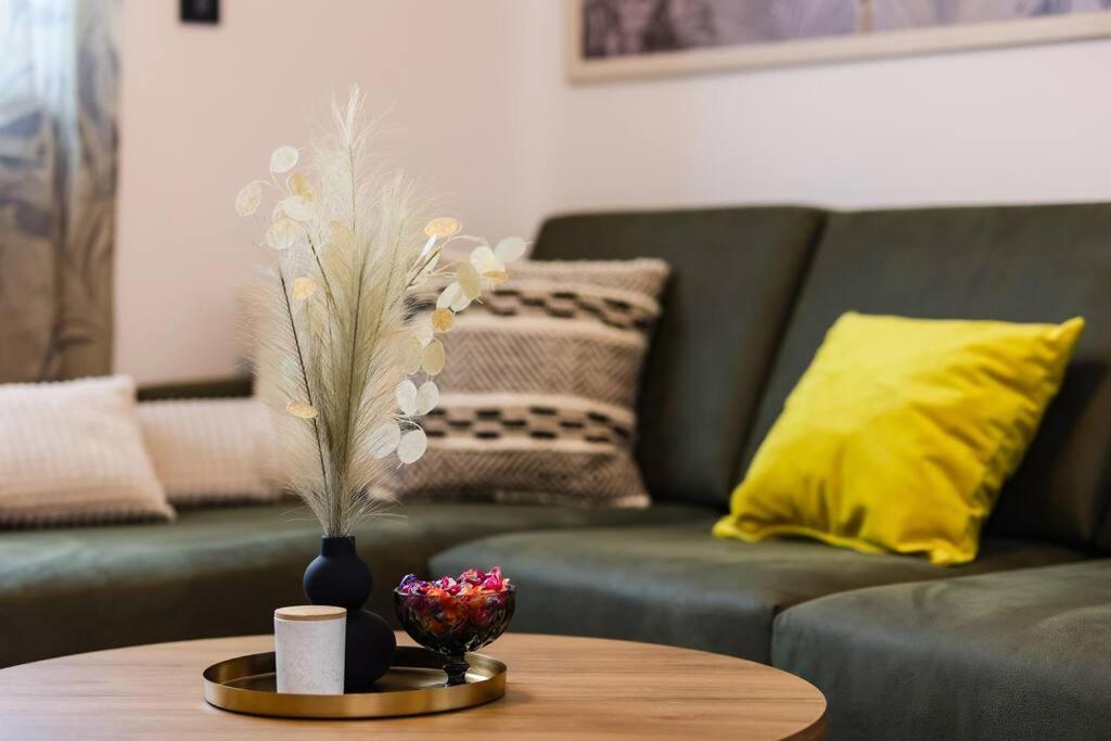 Grgic Apartments - Lux Apt2 - Free Parking Zagreb Buitenkant foto