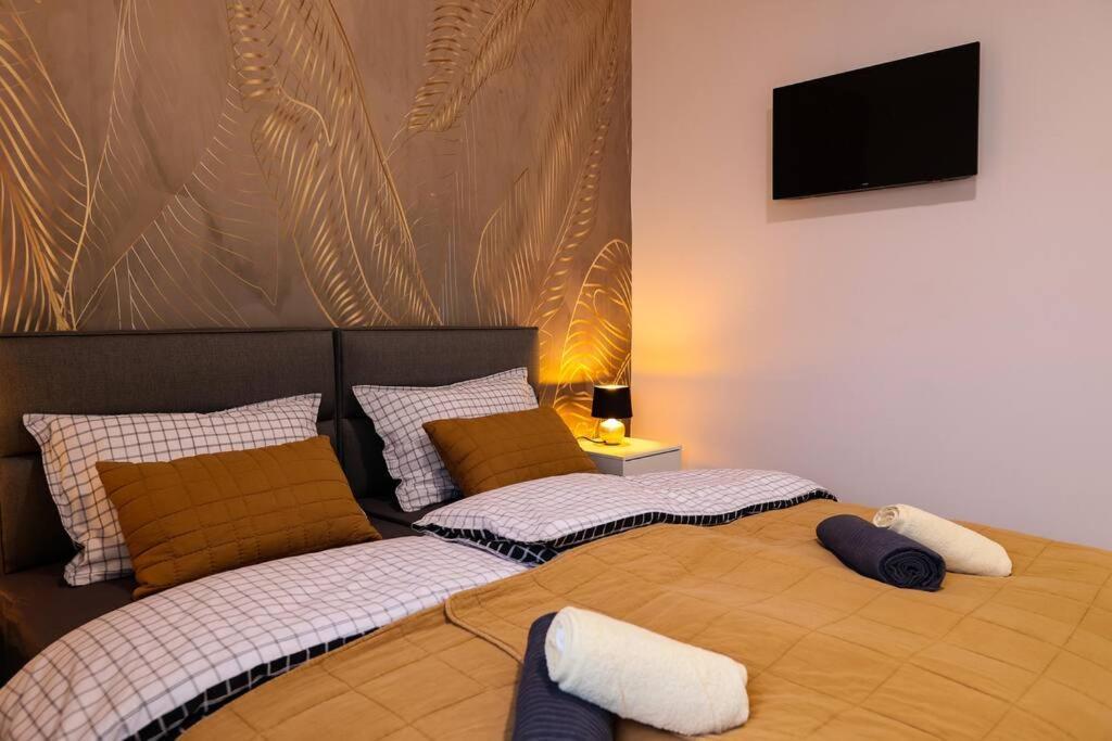 Grgic Apartments - Lux Apt2 - Free Parking Zagreb Buitenkant foto