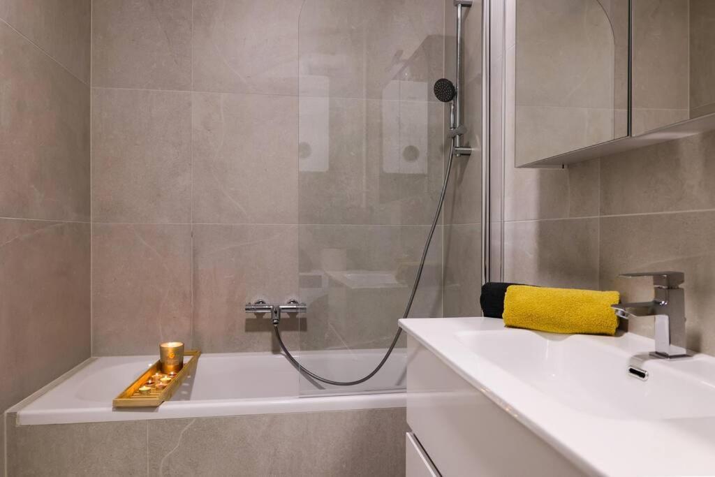 Grgic Apartments - Lux Apt2 - Free Parking Zagreb Buitenkant foto